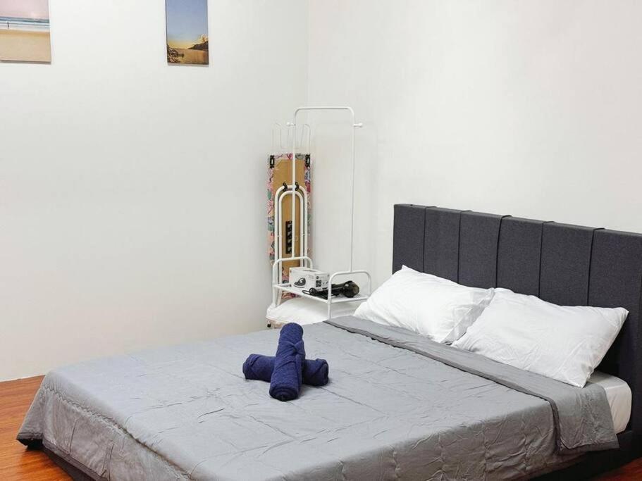 S4 Modern Sunway Geo 1-7pax Sunway Medical Centre